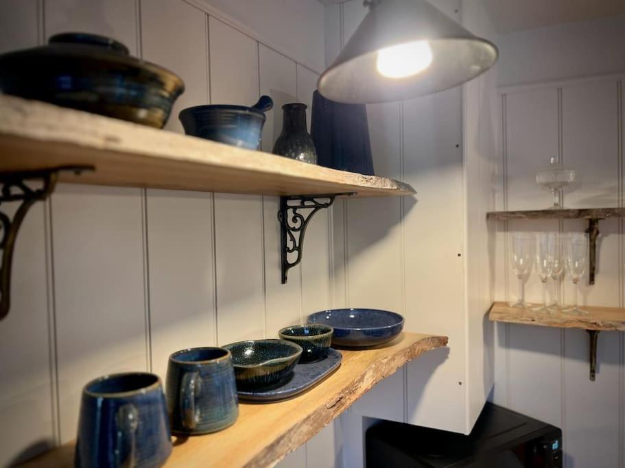 Period Apartment, Great Views, In Heart Of Town. Bradford-On-Avon Eksteriør billede